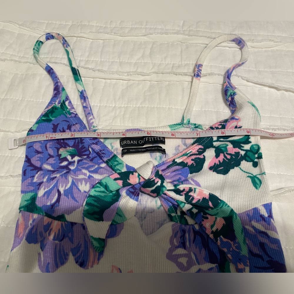 Urban Outfitters Tiffy Tie-Front Floral Tank Top - Picture 7 of 10